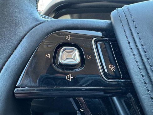 Certified 2024 Lincoln Aviator Reserve w/ Equipment Group 201A AWD/4WD image 18