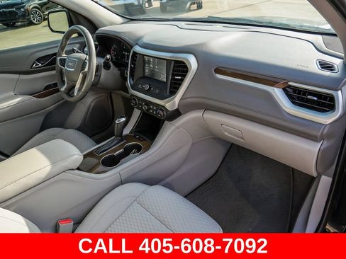 Used 2019 GMC Acadia SLE FWD image 14