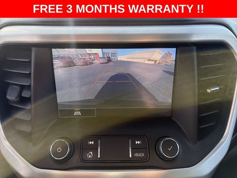 Used 2021 GMC Acadia SLT w/ LPO, Floor Liner Package AWD/4WD image 18