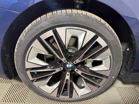 New 2026 BMW 530i xDrive w/ Premium Package image 10