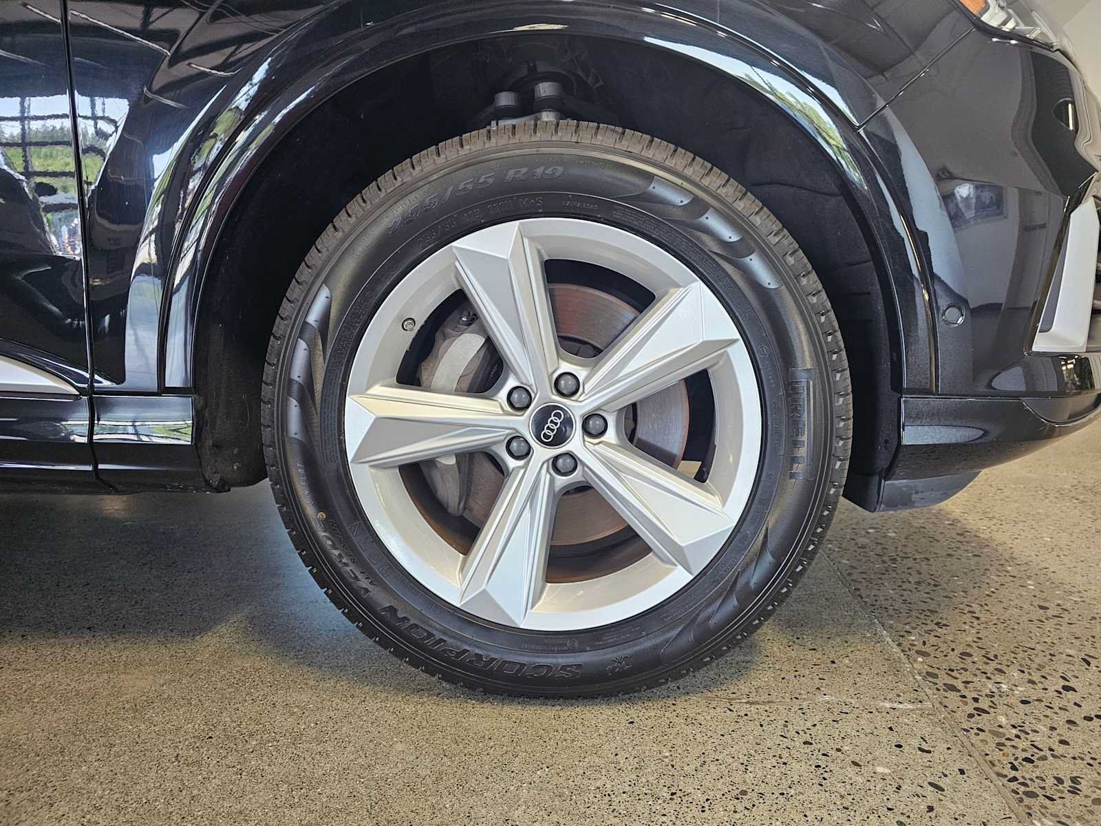 Used 2023 Audi Q7 2.0T Premium Plus w/ Premium Plus Package AWD/4WD image 9