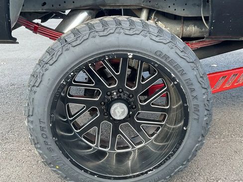 Used 2016 Ford F250 Platinum w/ FX4 Off-Road Package image 12