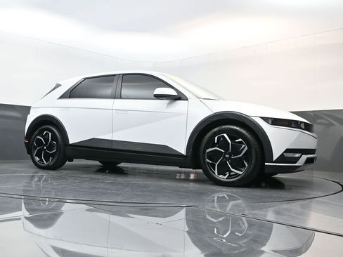 Certified 2024 Hyundai Ioniq 5 SEL image 20