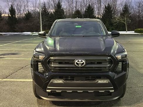 New 2026 Toyota Tacoma SR5 image 6