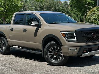 Used 2023 Nissan Titan PRO-4X w/ Pro-4x Convenience Package AWD/4WD video 1