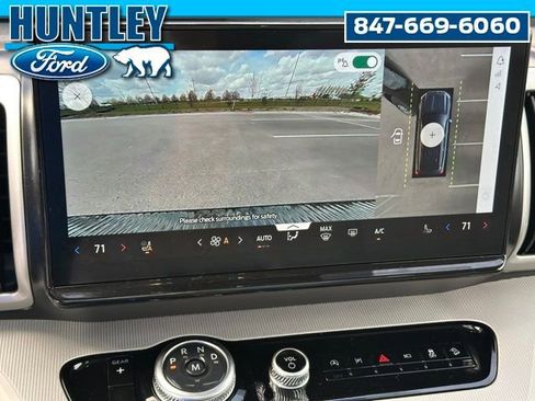 Used 2025 Ford Expedition Active AWD/4WD image 34
