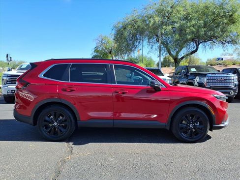 Used 2023 Honda CR-V Sport Touring image 4