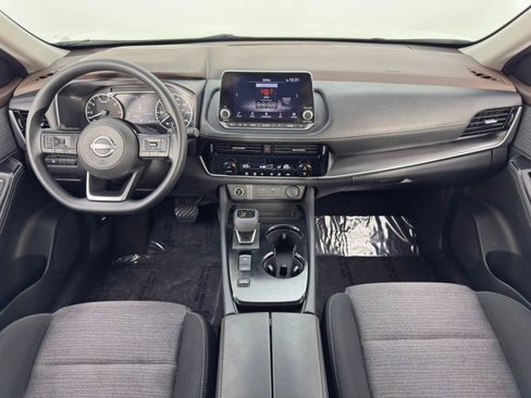 Used 2023 Nissan Rogue SV FWD image 11