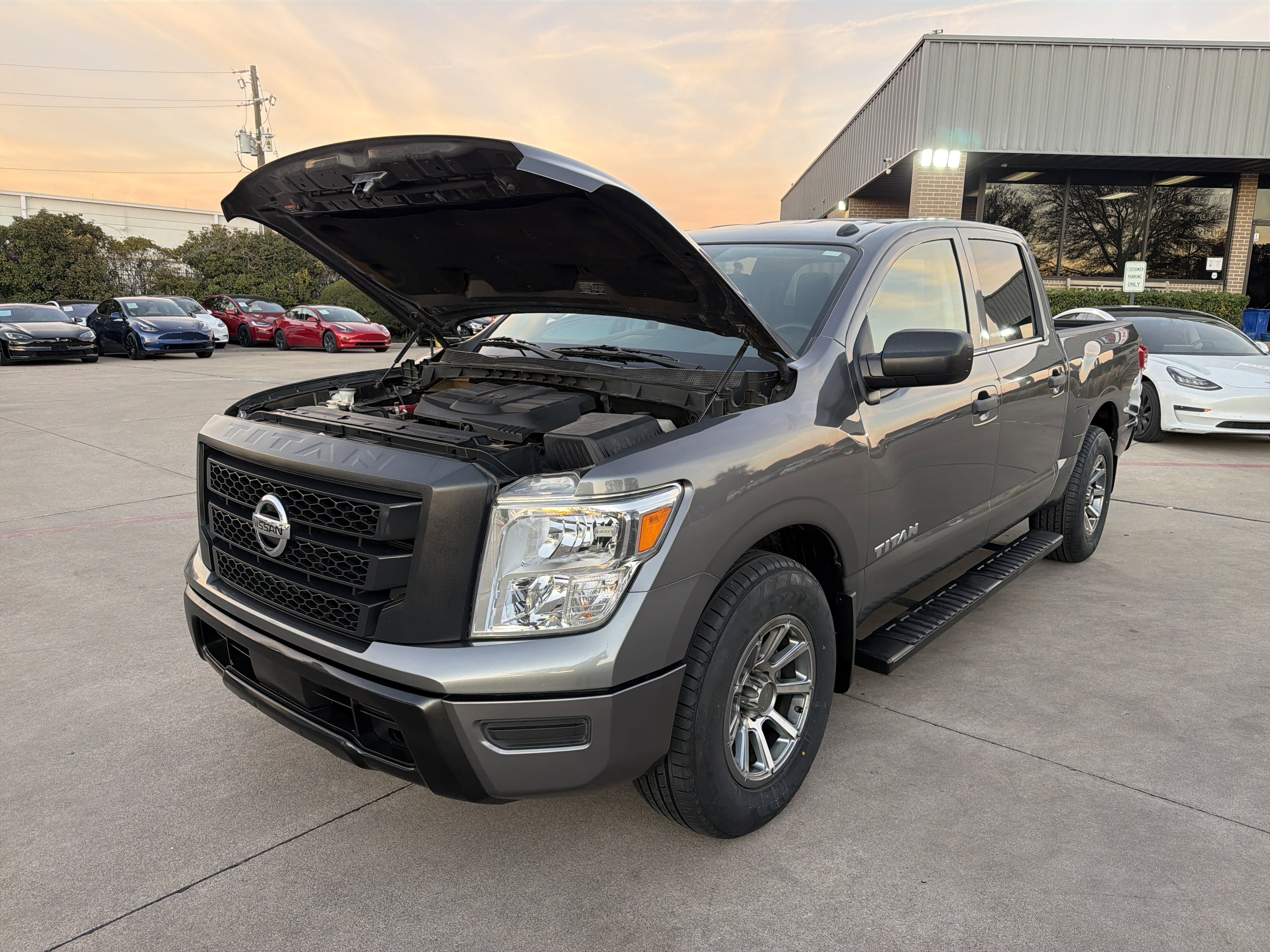 Used 2021 Nissan Titan S w/ S Utility Package RWD image 27