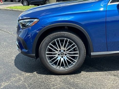 Certified 2026 Mercedes-Benz GLC 300 4MATIC image 9
