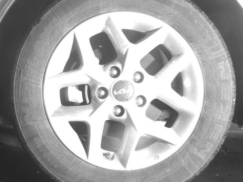 Used 2025 Kia Soul LX w/ LX Technology Package image 12