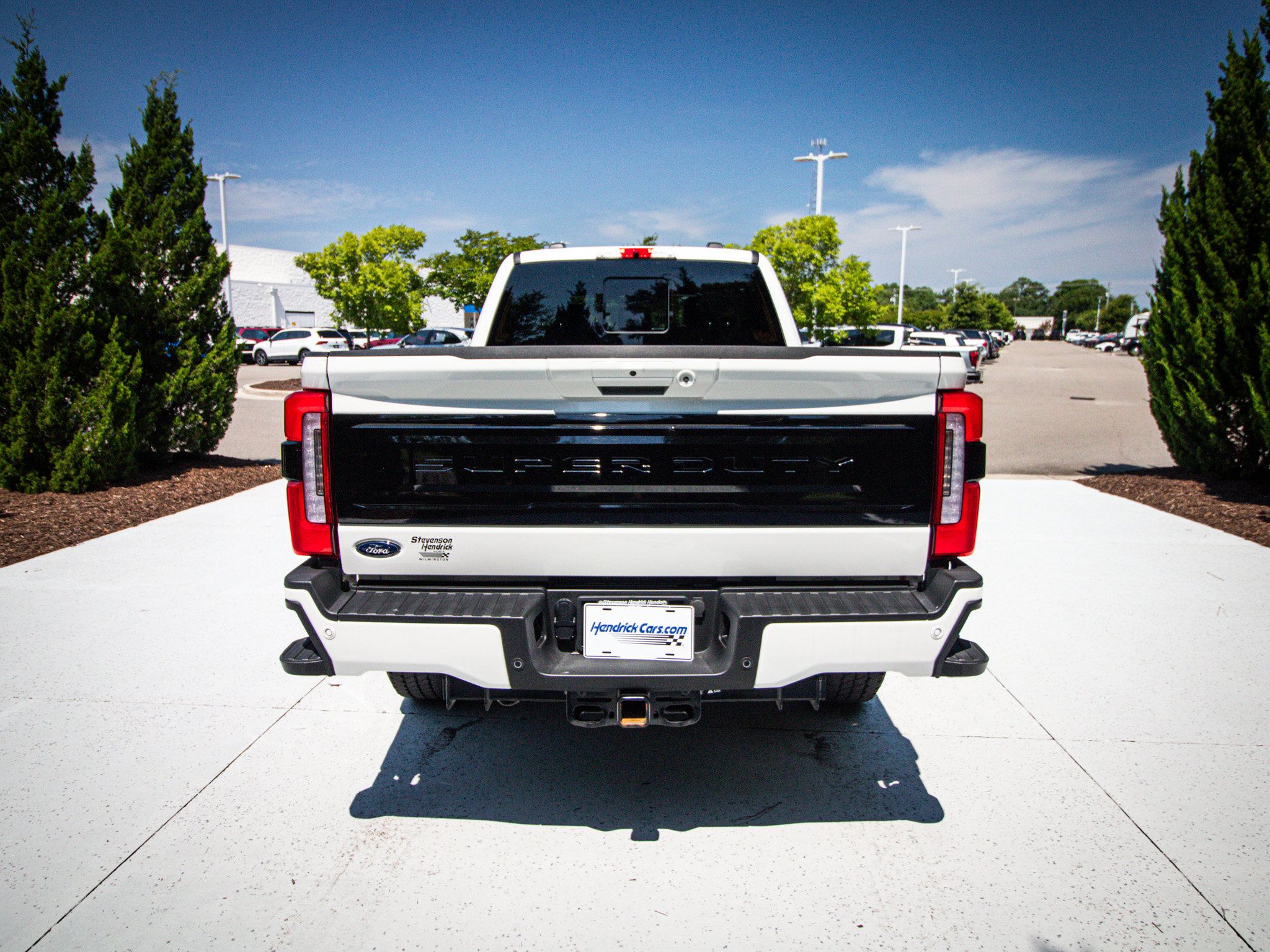 Used 2026 Ford F350 Platinum AWD/4WD image 9