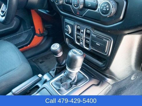 Used 2018 Jeep Wrangler Unlimited Sport S image 40