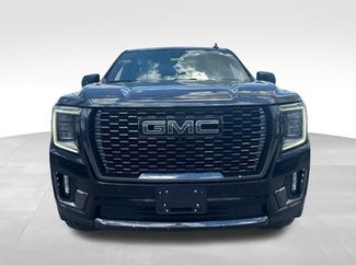 Used 2023 GMC Yukon XL Denali Ultimate w/ LPO, Floor Liner Package AWD/4WD video 2
