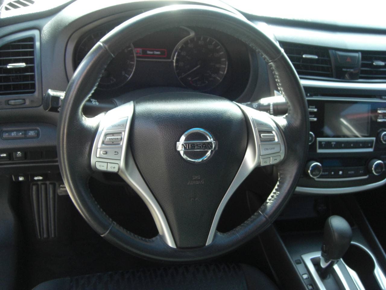 Used 2017 Nissan Altima 2.5 SV FWD image 10
