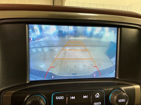 Used 2017 Chevrolet Silverado 2500 High Country w/ Duramax Plus Package AWD/4WD image 24