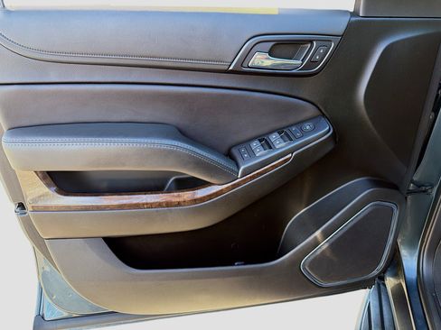 Used 2020 Chevrolet Suburban LS w/ Enhanced Driver Alert Package image 22