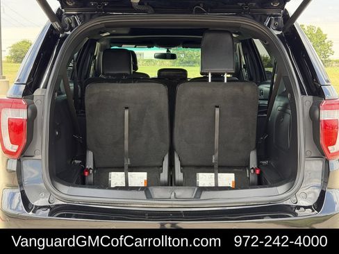 Used 2016 Ford Explorer XLT w/ Equipment Group 202A FWD image 36