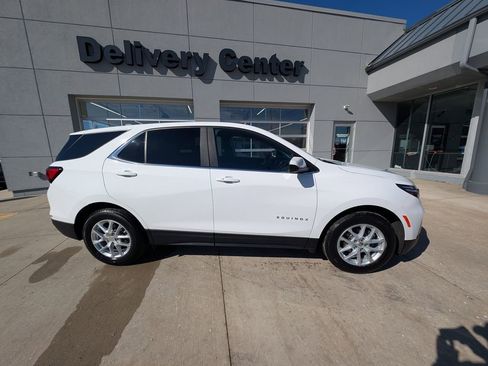 Used 2024 Chevrolet Equinox LT image 4