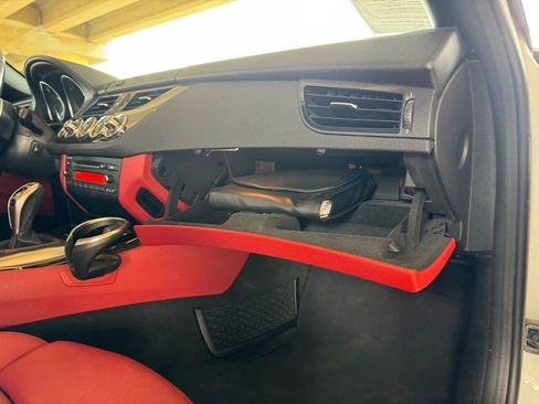 Used 2015 BMW Z4 sDrive28i image 23