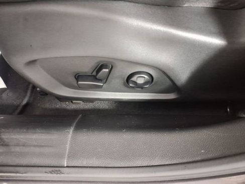 Used 2020 Jeep Compass Limited w/ Rear Convenience Group image 13