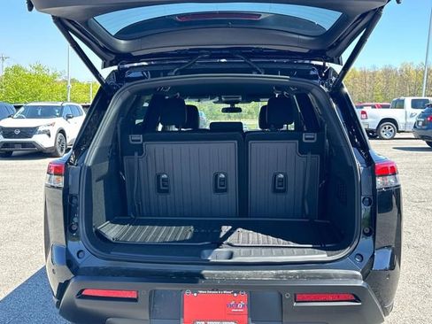New 2026 Nissan Pathfinder Rock Creek AWD/4WD image 13