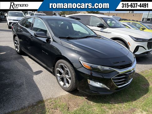 Used 2020 Chevrolet Malibu LT FWD image 1