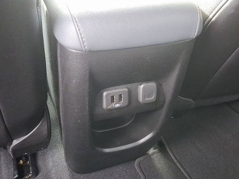 Certified 2022 Chevrolet Colorado Z71 image 11