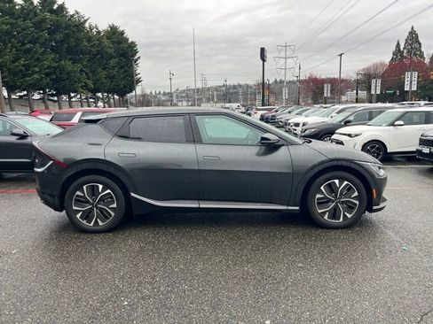 Certified 2024 Kia EV6 Light AWD/4WD image 6