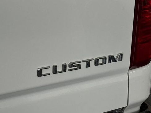 Used 2022 Chevrolet Silverado 2500 Custom AWD/4WD image 43