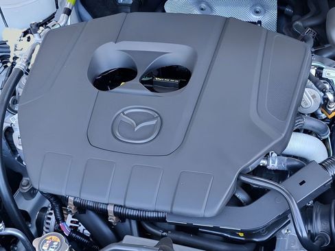 Used 2025 MAZDA CX-5 AWD 2.5 S w/ Preferred Package image 23