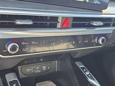 New 2026 Kia Sorento SX Prestige image 26