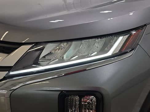 Used 2024 Mitsubishi Outlander Sport AWD image 28