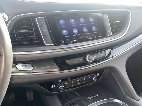 Used 2023 Buick Enclave Essence image 16