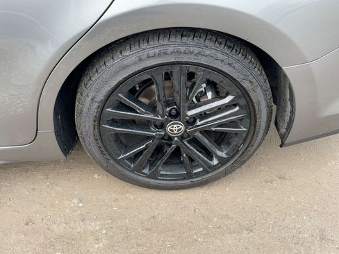 Used 2025 Toyota Camry SE image 4