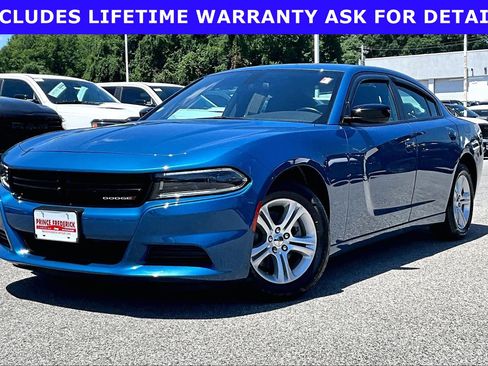 Used 2023 Dodge Charger SXT w/ Cold Weather Package RWD image 3