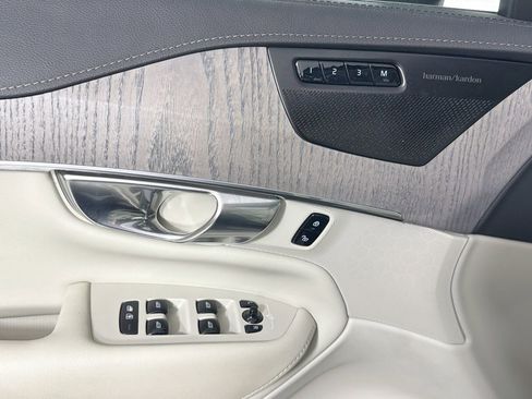 Certified 2022 Volvo XC90 T6 Inscription w/ Advanced Package image 18