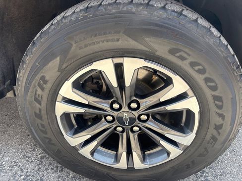 Used 2022 Chevrolet Colorado Z71 image 5