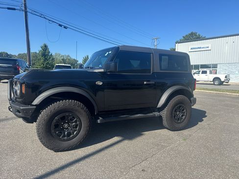 Used 2023 Ford Bronco Wildtrak AWD/4WD image 1