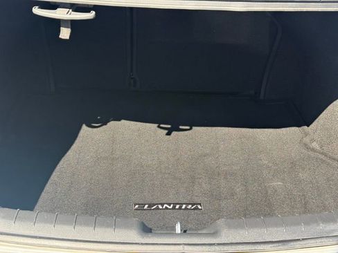 Used 2020 Hyundai Elantra Value Edition w/ Cargo Package (C1) FWD image 27