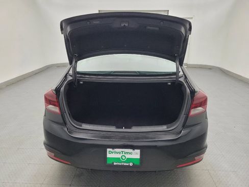 Used 2019 Hyundai Elantra SE w/ Cargo Package FWD image 29