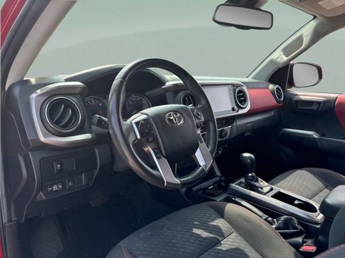Used 2021 Toyota Tacoma SR5 RWD image 24
