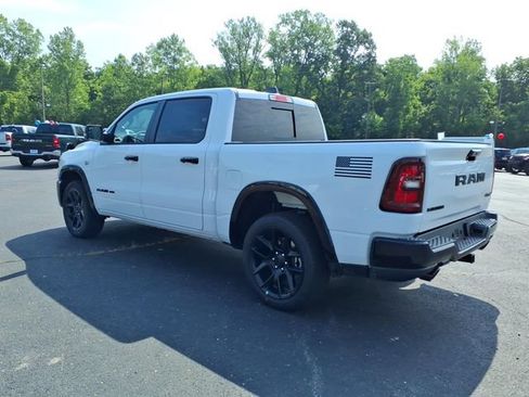 New 2026 RAM 1500 Laramie AWD/4WD image 5
