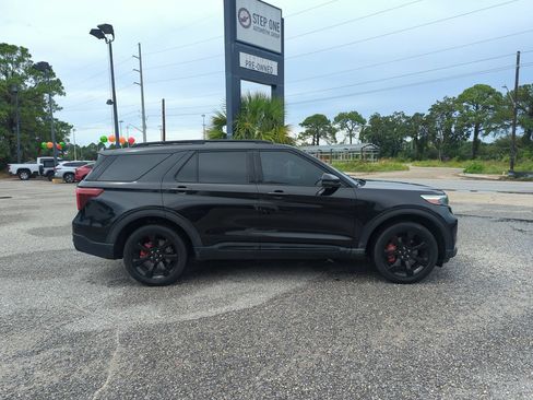 Used 2021 Ford Explorer ST w/ Equipment Group 401A AWD/4WD image 8