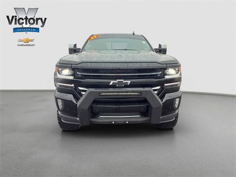 Used 2017 Chevrolet Silverado 1500 LTZ Z71 w/ LTZ Plus Package image 2