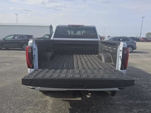 Used 2026 GMC Sierra 2500 Denali Ultimate AWD/4WD image 10