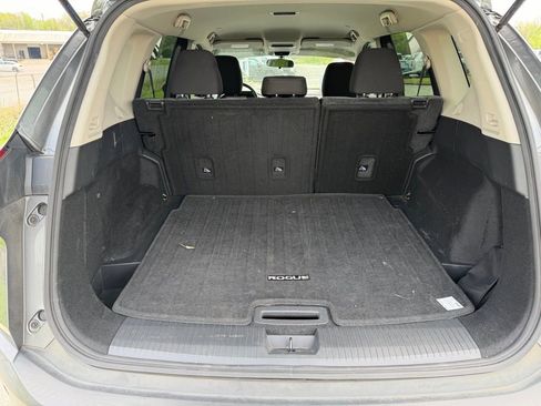 Used 2022 Nissan Rogue S FWD image 7