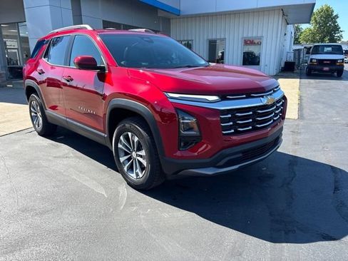 New 2026 Chevrolet Equinox LT w/ Convenience Package II AWD/4WD image 6