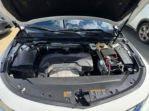Used 2019 Chevrolet Impala LT image 29