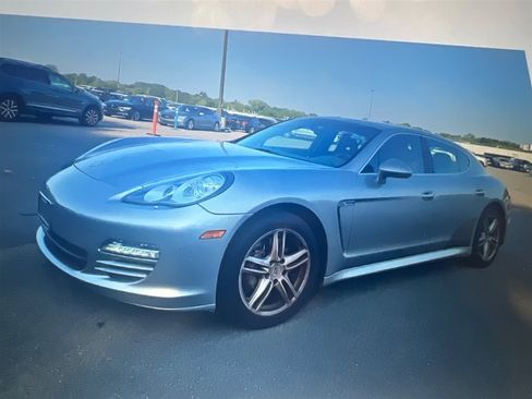Used 2010 Porsche Panamera image 1